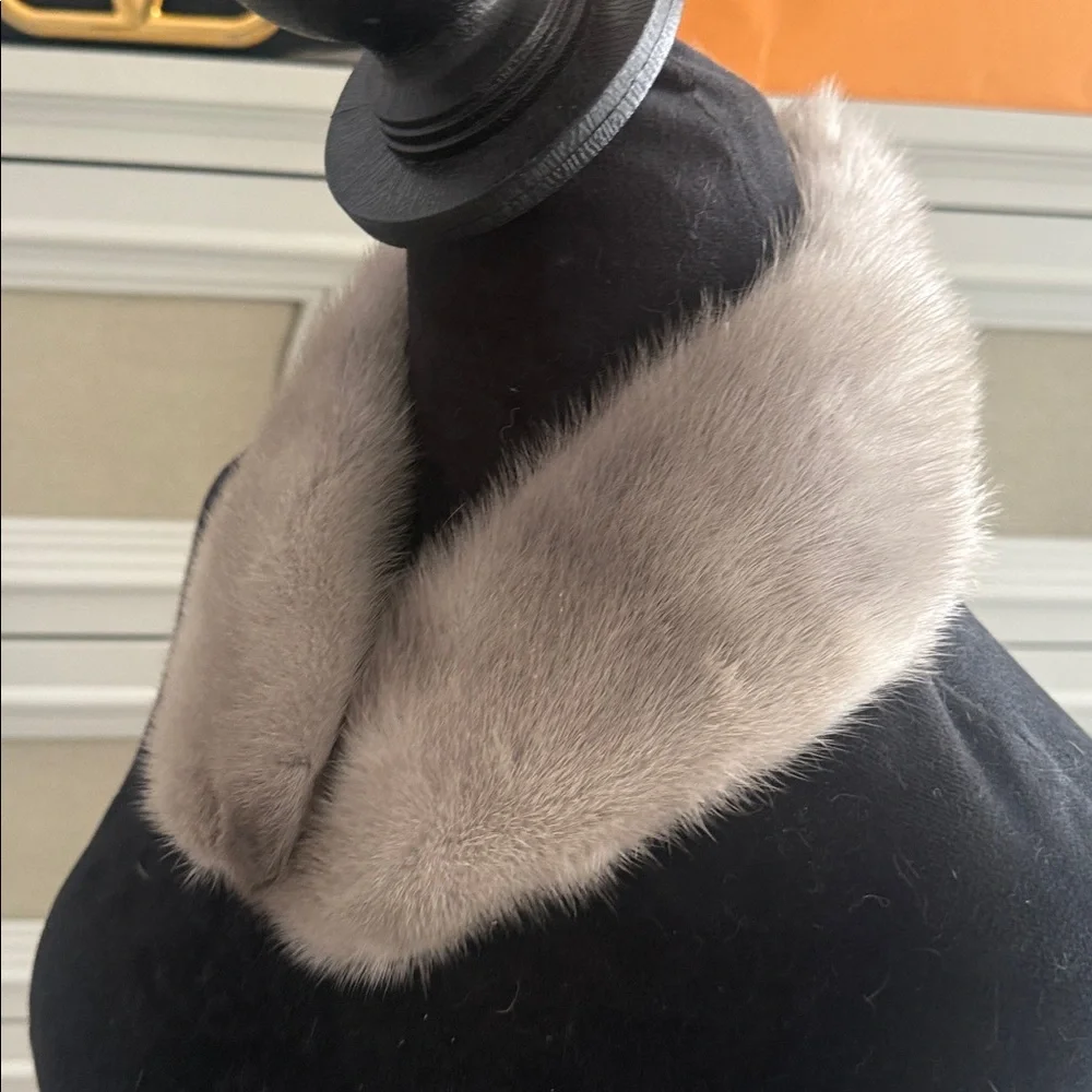 Real mink fur collar clip on